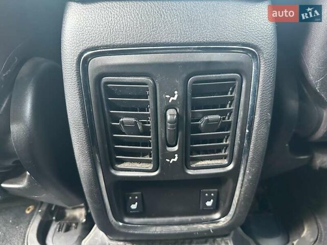 Чорний Джип Grand Cherokee, об'ємом двигуна 3 л та пробігом 260 тис. км за 19440 $, фото 19 на Automoto.ua
