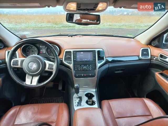 Черный Джип Гранд Чероки, объемом двигателя 2.99 л и пробегом 291 тыс. км за 15500 $, фото 15 на Automoto.ua