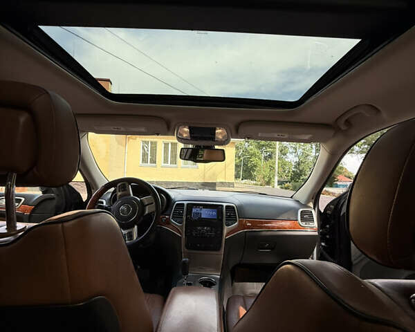 Чорний Джип Grand Cherokee, об'ємом двигуна 2.99 л та пробігом 165 тис. км за 18000 $, фото 10 на Automoto.ua