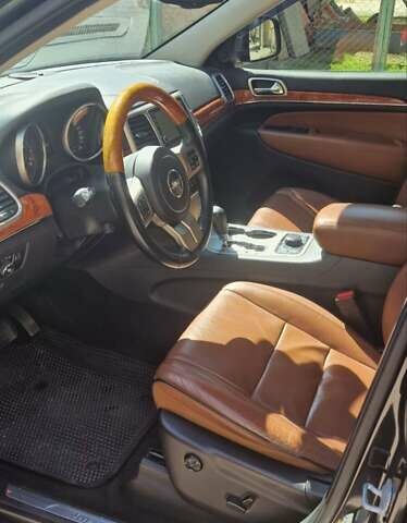 Чорний Джип Grand Cherokee, об'ємом двигуна 2.99 л та пробігом 140 тис. км за 19000 $, фото 12 на Automoto.ua