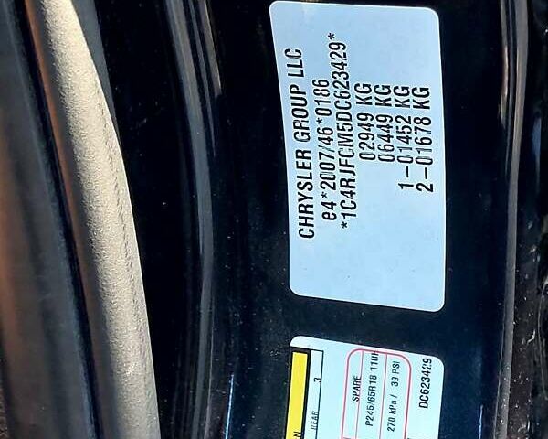 Черный Джип Гранд Чероки, объемом двигателя 2.99 л и пробегом 92 тыс. км за 20000 $, фото 30 на Automoto.ua