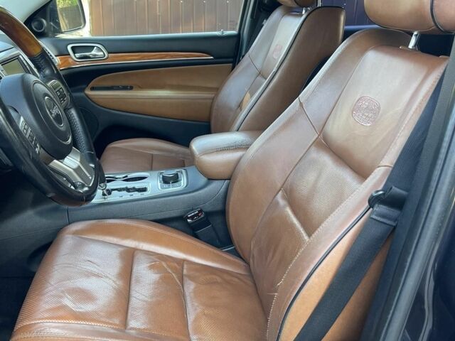 Чорний Джип Grand Cherokee, об'ємом двигуна 3 л та пробігом 255 тис. км за 16400 $, фото 16 на Automoto.ua