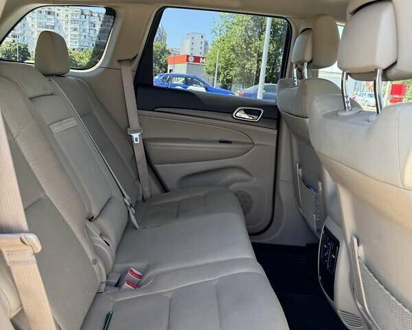 Чорний Джип Grand Cherokee, об'ємом двигуна 2.99 л та пробігом 298 тис. км за 14000 $, фото 11 на Automoto.ua