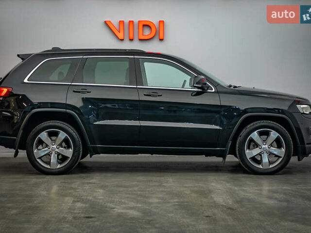 Черный Джип Гранд Чероки, объемом двигателя 2.99 л и пробегом 189 тыс. км за 20867 $, фото 3 на Automoto.ua