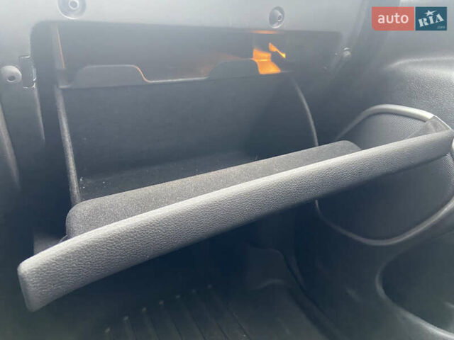 Черный Джип Гранд Чероки, объемом двигателя 3.6 л и пробегом 265 тыс. км за 24700 $, фото 15 на Automoto.ua