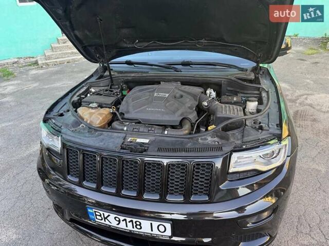 Чорний Джип Grand Cherokee, об'ємом двигуна 2.99 л та пробігом 330 тис. км за 19700 $, фото 1 на Automoto.ua