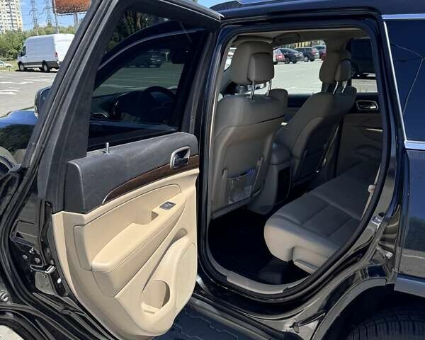 Чорний Джип Grand Cherokee, об'ємом двигуна 2.99 л та пробігом 298 тис. км за 14000 $, фото 13 на Automoto.ua