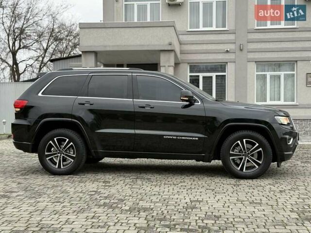 Черный Джип Гранд Чероки, объемом двигателя 2.99 л и пробегом 332 тыс. км за 16900 $, фото 9 на Automoto.ua