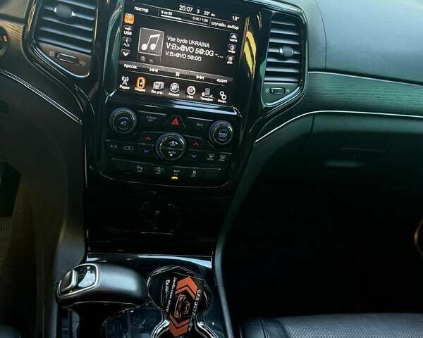 Чорний Джип Grand Cherokee, об'ємом двигуна 2.99 л та пробігом 330 тис. км за 19700 $, фото 15 на Automoto.ua