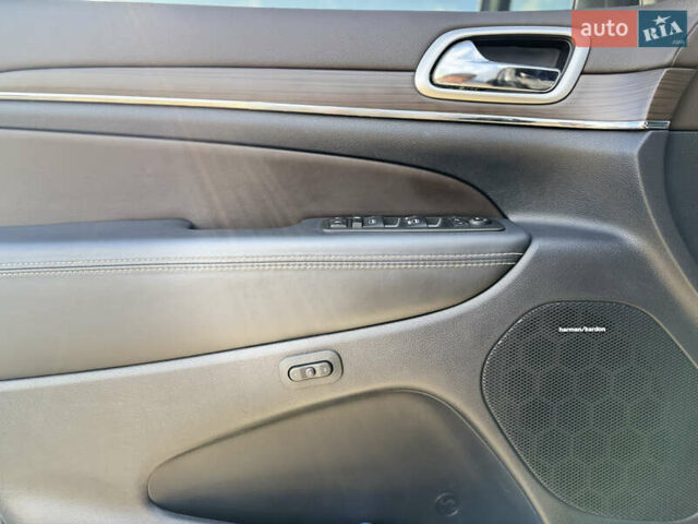 Джип Гранд Чероки 2013 в Одессе на Automoto.ua Черный Джип Гранд Чероки, объемом двигателя 2.99 л и пробегом 171 тыс. км за 24200 $, фото 28 на Automoto.ua