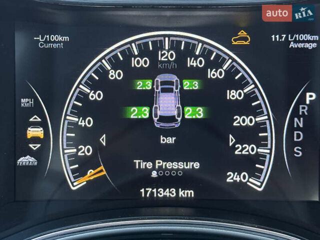 Джип Гранд Чероки 2013 в Одессе на Automoto.ua Черный Джип Гранд Чероки, объемом двигателя 2.99 л и пробегом 171 тыс. км за 24200 $, фото 19 на Automoto.ua