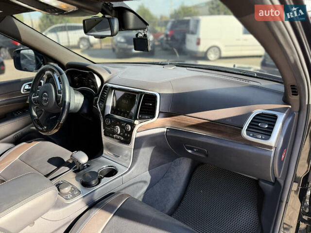 Джип Гранд Чероки 2013 в Одессе на Automoto.ua Черный Джип Гранд Чероки, объемом двигателя 2.99 л и пробегом 171 тыс. км за 24200 $, фото 10 на Automoto.ua