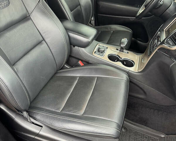 Черный Джип Гранд Чероки, объемом двигателя 2.99 л и пробегом 207 тыс. км за 20900 $, фото 30 на Automoto.ua