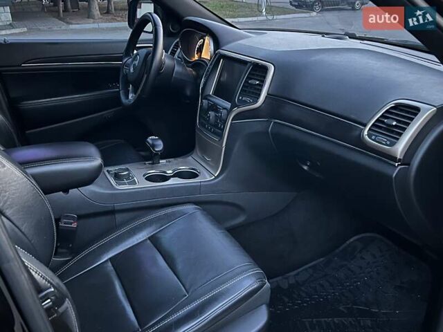 Чорний Джип Grand Cherokee, об'ємом двигуна 3.6 л та пробігом 207 тис. км за 17500 $, фото 7 на Automoto.ua