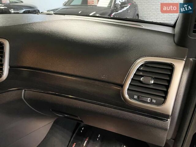 Черный Джип Гранд Чероки, объемом двигателя 3 л и пробегом 183 тыс. км за 18700 $, фото 44 на Automoto.ua