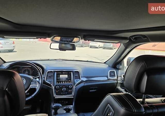 Черный Джип Гранд Чероки, объемом двигателя 5.65 л и пробегом 180 тыс. км за 22500 $, фото 25 на Automoto.ua