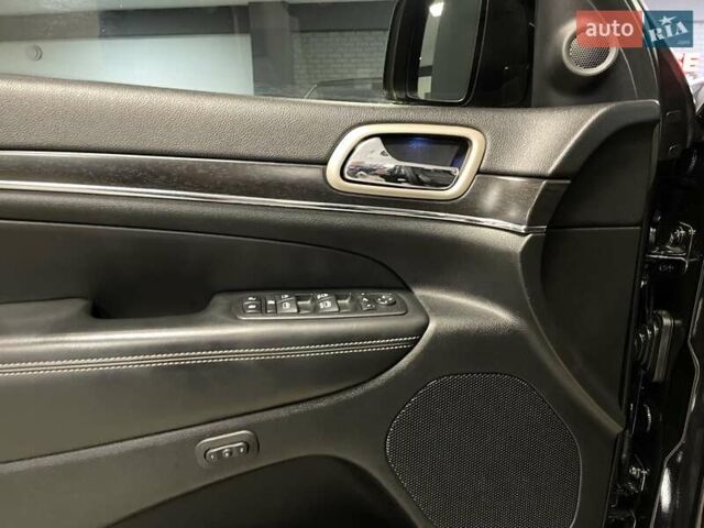 Черный Джип Гранд Чероки, объемом двигателя 3 л и пробегом 183 тыс. км за 18700 $, фото 24 на Automoto.ua