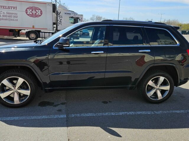 Черный Джип Гранд Чероки, объемом двигателя 5.7 л и пробегом 180 тыс. км за 22500 $, фото 6 на Automoto.ua