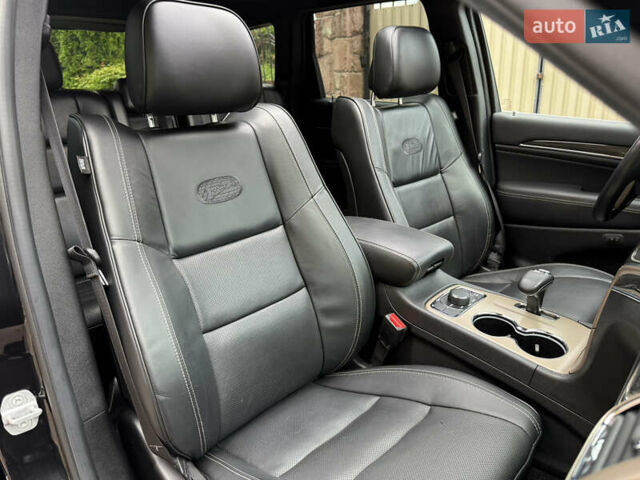 Чорний Джип Grand Cherokee, об'ємом двигуна 2.99 л та пробігом 199 тис. км за 21683 $, фото 91 на Automoto.ua