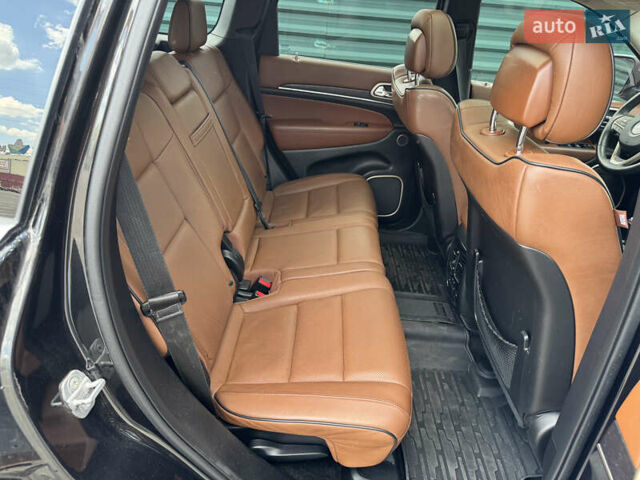 Чорний Джип Grand Cherokee, об'ємом двигуна 2.99 л та пробігом 275 тис. км за 20499 $, фото 63 на Automoto.ua