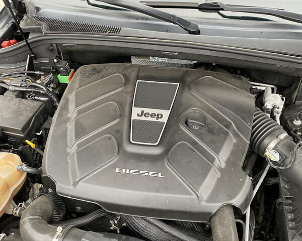 Черный Джип Гранд Чероки, объемом двигателя 2.99 л и пробегом 220 тыс. км за 21900 $, фото 20 на Automoto.ua