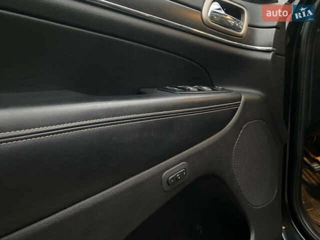 Черный Джип Гранд Чероки, объемом двигателя 3.6 л и пробегом 280 тыс. км за 16700 $, фото 29 на Automoto.ua