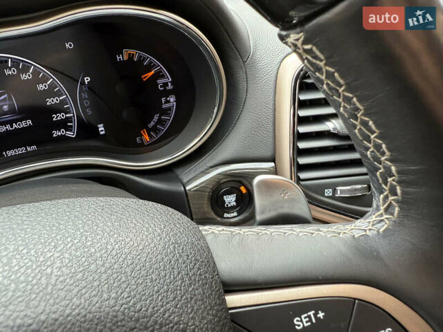 Чорний Джип Grand Cherokee, об'ємом двигуна 2.99 л та пробігом 199 тис. км за 21683 $, фото 45 на Automoto.ua