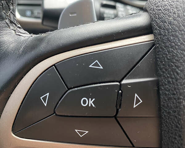 Черный Джип Гранд Чероки, объемом двигателя 2.99 л и пробегом 220 тыс. км за 21900 $, фото 14 на Automoto.ua