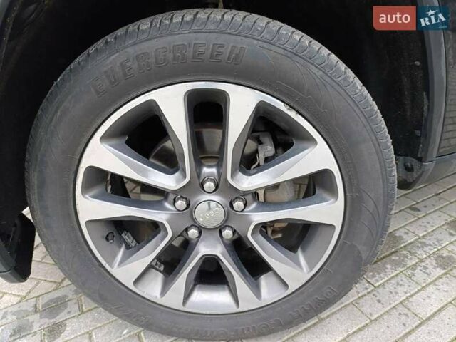 Черный Джип Гранд Чероки, объемом двигателя 3.6 л и пробегом 257 тыс. км за 14999 $, фото 64 на Automoto.ua