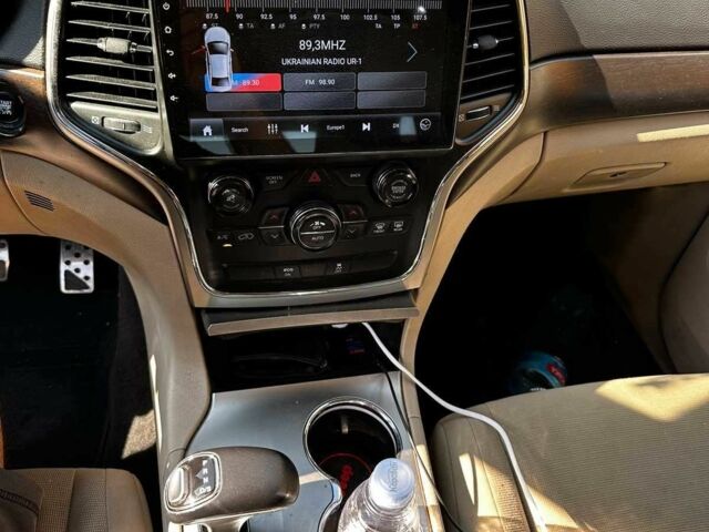 Чорний Джип Grand Cherokee, об'ємом двигуна 3.6 л та пробігом 200 тис. км за 15950 $, фото 19 на Automoto.ua