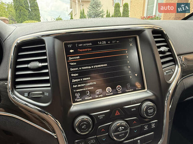 Чорний Джип Grand Cherokee, об'ємом двигуна 2.99 л та пробігом 199 тис. км за 21683 $, фото 56 на Automoto.ua