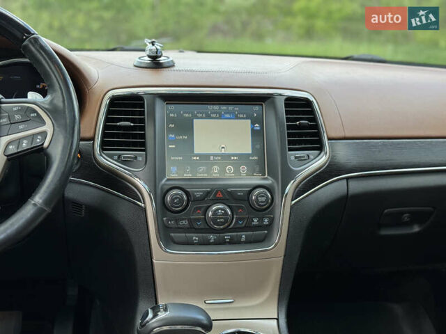Чорний Джип Grand Cherokee, об'ємом двигуна 2.99 л та пробігом 275 тис. км за 20499 $, фото 60 на Automoto.ua