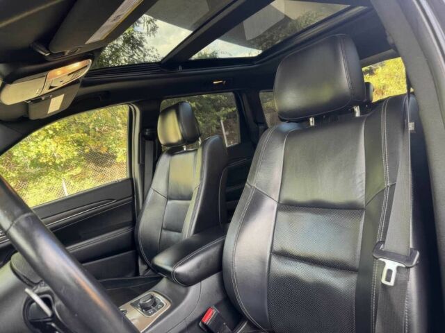 Чорний Джип Grand Cherokee, об'ємом двигуна 3 л та пробігом 71 тис. км за 17100 $, фото 9 на Automoto.ua