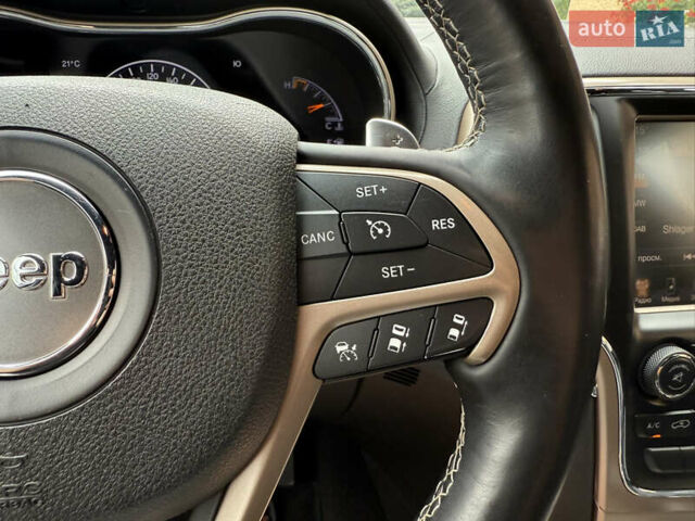Чорний Джип Grand Cherokee, об'ємом двигуна 2.99 л та пробігом 199 тис. км за 21683 $, фото 44 на Automoto.ua