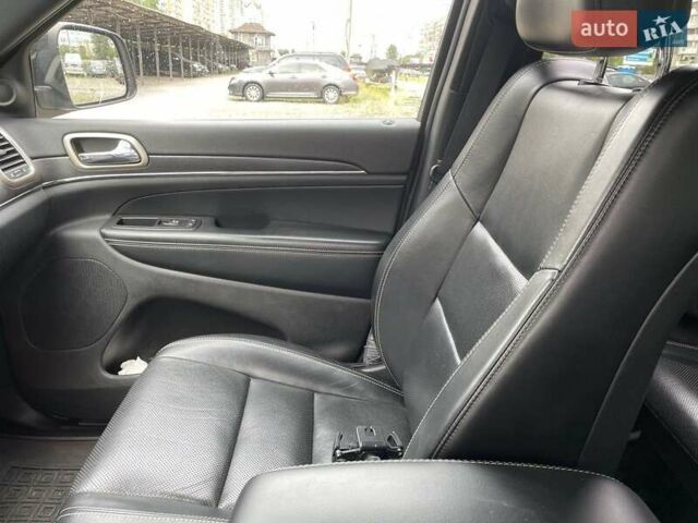 Чорний Джип Grand Cherokee, об'ємом двигуна 2.99 л та пробігом 71 тис. км за 32999 $, фото 4 на Automoto.ua