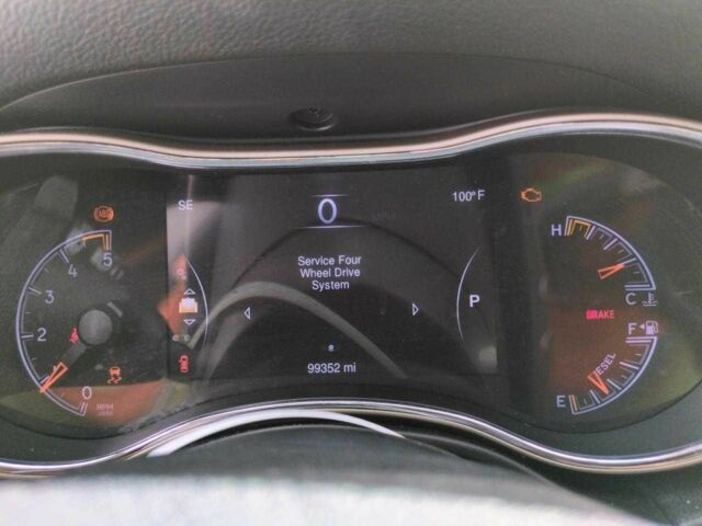 Черный Джип Гранд Чероки, объемом двигателя 3 л и пробегом 99 тыс. км за 2600 $, фото 8 на Automoto.ua