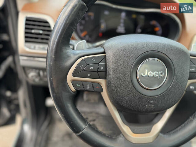 Чорний Джип Grand Cherokee, об'ємом двигуна 2.99 л та пробігом 275 тис. км за 20499 $, фото 45 на Automoto.ua