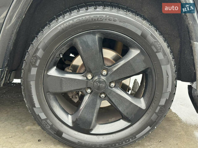 Черный Джип Гранд Чероки, объемом двигателя 3.6 л и пробегом 229 тыс. км за 15300 $, фото 12 на Automoto.ua