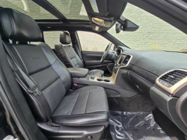 Черный Джип Гранд Чероки, объемом двигателя 3.6 л и пробегом 75 тыс. км за 12000 $, фото 9 на Automoto.ua