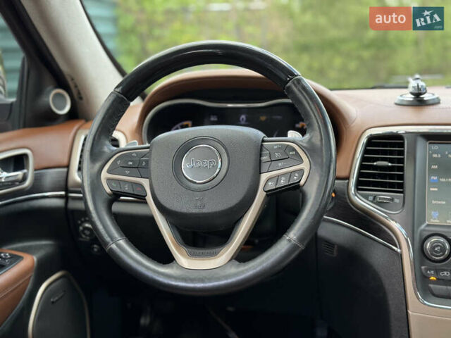 Чорний Джип Grand Cherokee, об'ємом двигуна 2.99 л та пробігом 275 тис. км за 20499 $, фото 59 на Automoto.ua