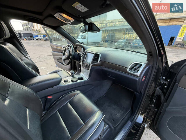 Черный Джип Гранд Чероки, объемом двигателя 2.99 л и пробегом 92 тыс. км за 24000 $, фото 5 на Automoto.ua