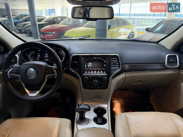 Джип Grand Cherokee 2015 у Одесі на Automoto.ua Чорний Джип Grand Cherokee, об'ємом двигуна 3.6 л та пробігом 199 тис. км за 19900 $, фото 25 на Automoto.ua