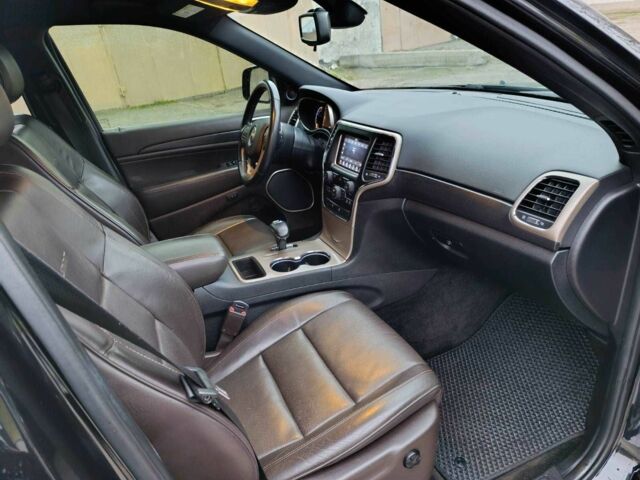 Чорний Джип Grand Cherokee, об'ємом двигуна 3.6 л та пробігом 257 тис. км за 14999 $, фото 18 на Automoto.ua