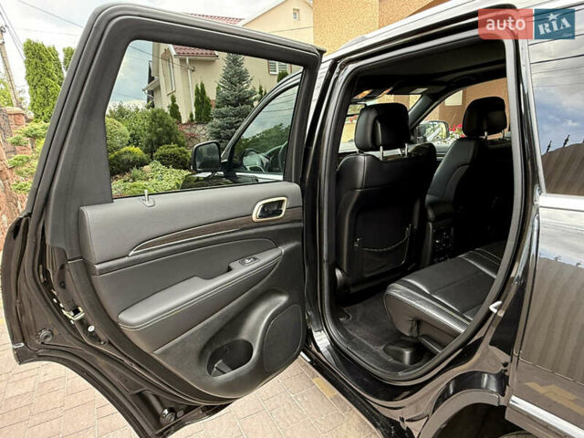 Чорний Джип Grand Cherokee, об'ємом двигуна 2.99 л та пробігом 199 тис. км за 21683 $, фото 61 на Automoto.ua