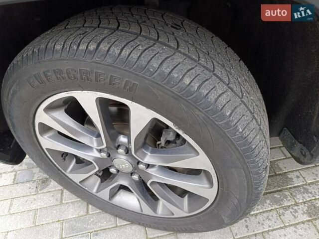 Черный Джип Гранд Чероки, объемом двигателя 3.6 л и пробегом 257 тыс. км за 14999 $, фото 63 на Automoto.ua