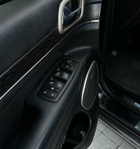 Черный Джип Гранд Чероки, объемом двигателя 2.99 л и пробегом 220 тыс. км за 21900 $, фото 28 на Automoto.ua