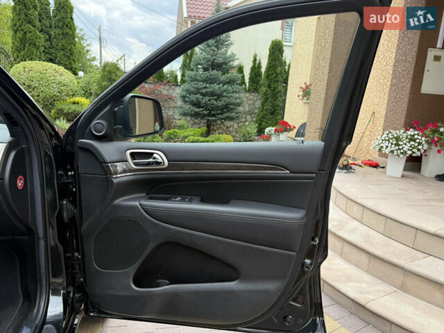 Чорний Джип Grand Cherokee, об'ємом двигуна 2.99 л та пробігом 199 тис. км за 21683 $, фото 88 на Automoto.ua