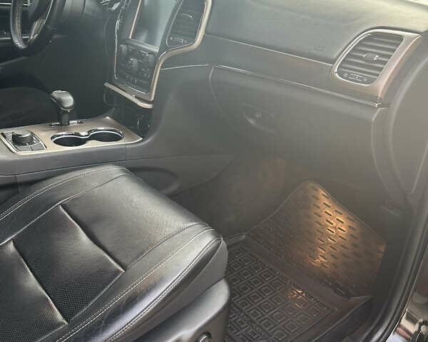 Черный Джип Гранд Чероки, объемом двигателя 3.6 л и пробегом 148 тыс. км за 20700 $, фото 18 на Automoto.ua