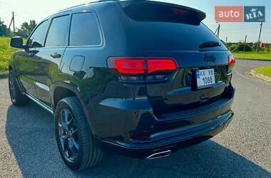 Чорний Джип Grand Cherokee, об'ємом двигуна 5.7 л та пробігом 190 тис. км за 716 $, фото 6 на Automoto.ua