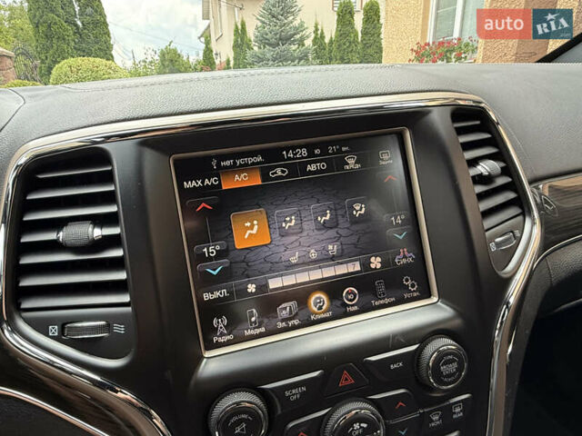 Чорний Джип Grand Cherokee, об'ємом двигуна 2.99 л та пробігом 199 тис. км за 21683 $, фото 52 на Automoto.ua